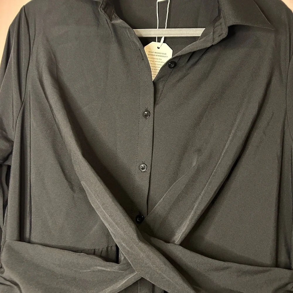 Price Reduction! Women’s long sleeve dress. - Picture 7 of 11
